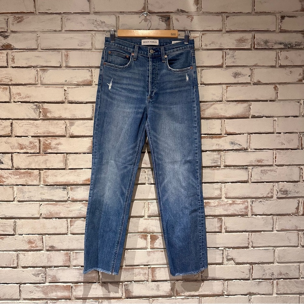 Aritzia Denim Forum High-Rise Straight Jeans 28 L